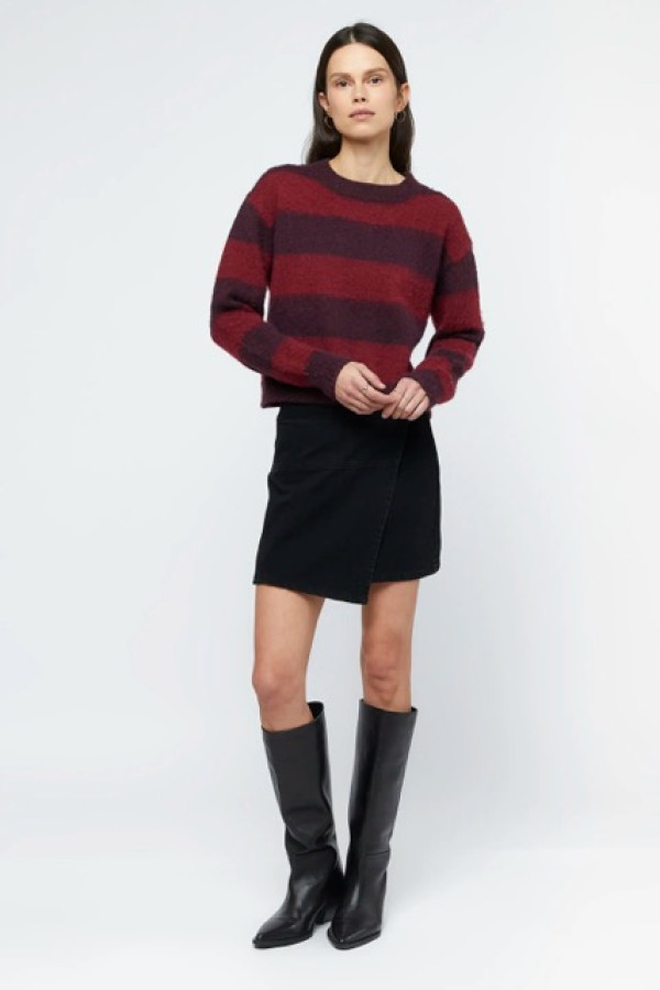 RED AND BROWN JUMPER